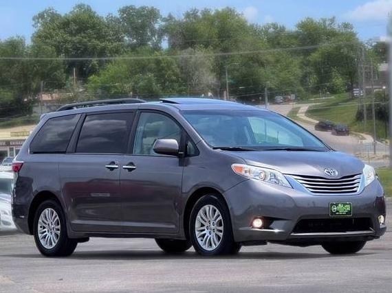 TOYOTA SIENNA 2015 5TDYK3DC1FS564331 image