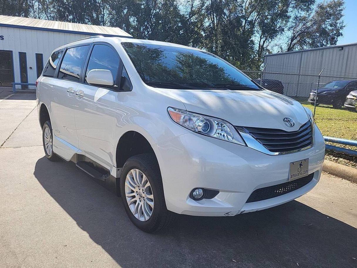 TOYOTA SIENNA 2015 5TDYK3DC3FS630345 image