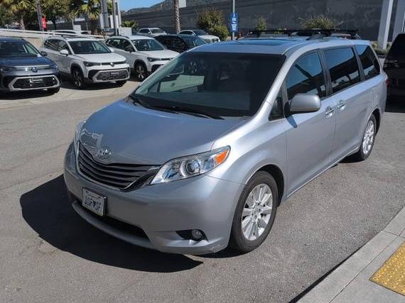 TOYOTA SIENNA 2015 5TDDK3DC5FS099003 image