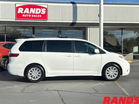 TOYOTA SIENNA 2015 5TDJK3DC5FS105899 image TOYOTA SIENNA 2015 5TDJK3DC5FS105899 image