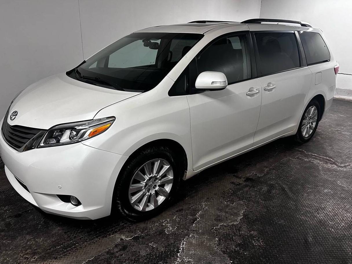 TOYOTA SIENNA 2015 5TDDK3DC2FS109194 image