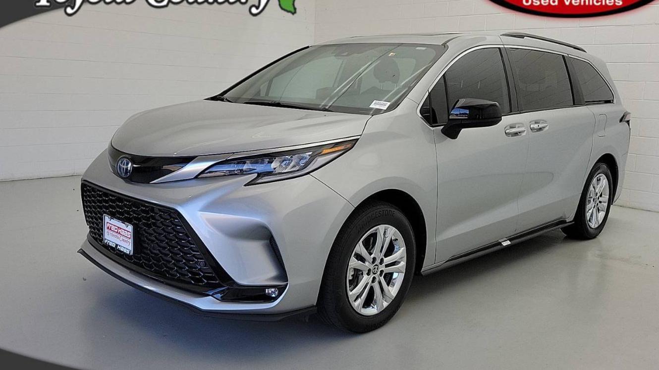 TOYOTA SIENNA 2022 5TDDSKFC9NS052790 image