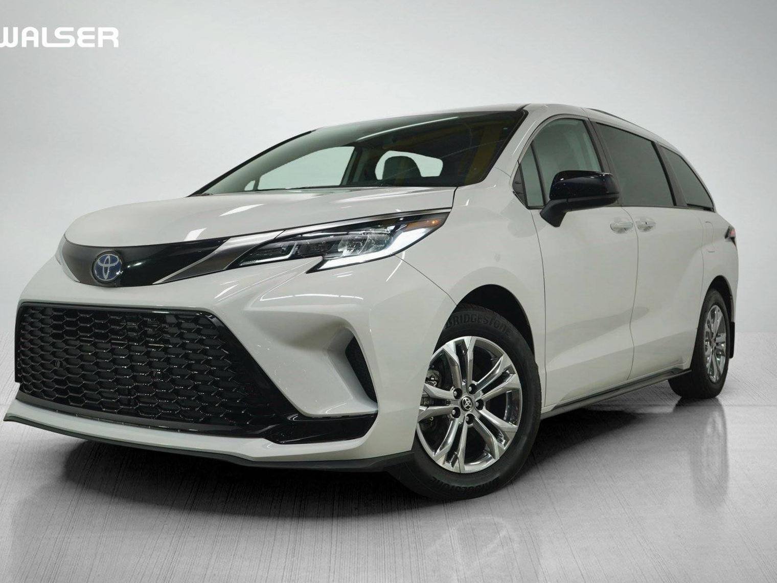 TOYOTA SIENNA 2022 5TDGSKFCXNS071572 image