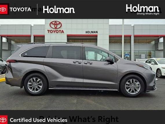 TOYOTA SIENNA 2022 5TDKRKEC5NS083314 image TOYOTA SIENNA 2022 5TDKRKEC5NS083314 image