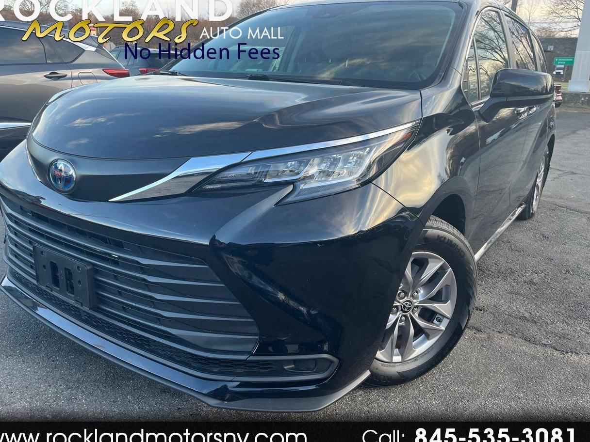 TOYOTA SIENNA 2022 5TDKSKFC6NS060093 image