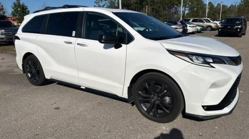 TOYOTA SIENNA 2022 5TDXRKEC9NS099313 image