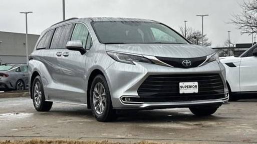 TOYOTA SIENNA 2022 5TDYRKEC9NS102733 image