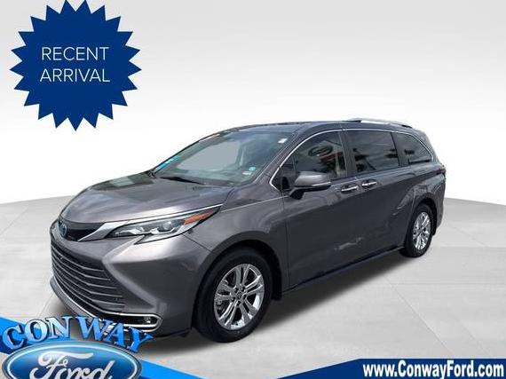 TOYOTA SIENNA 2022 5TDESKFC3NS050523 image