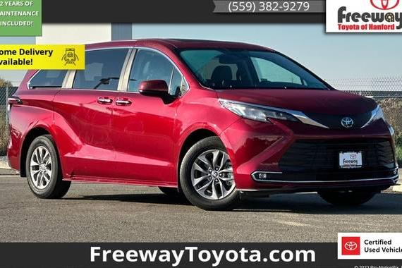 TOYOTA SIENNA 2022 5TDYRKEC9NS129785 image