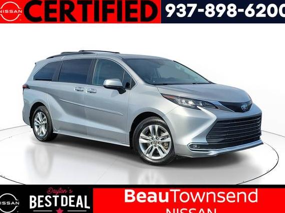TOYOTA SIENNA 2022 5TDJRKEC1NS087758 image