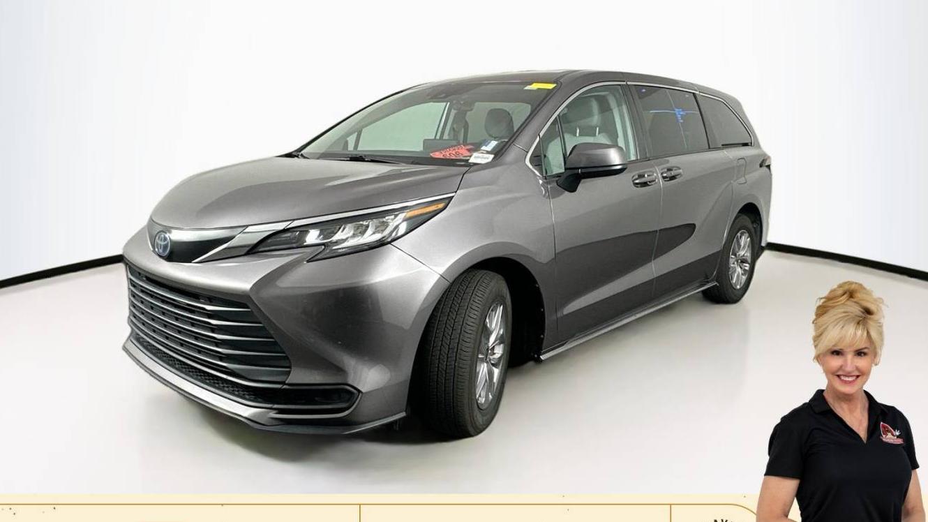 TOYOTA SIENNA 2022 5TDKRKEC4NS076273 image