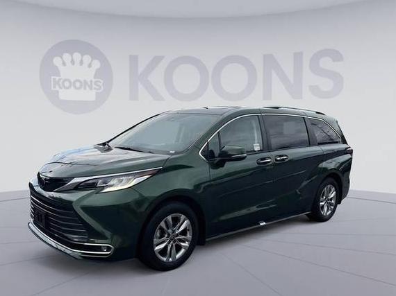 TOYOTA SIENNA 2022 5TDZSKFC2NS046593 image