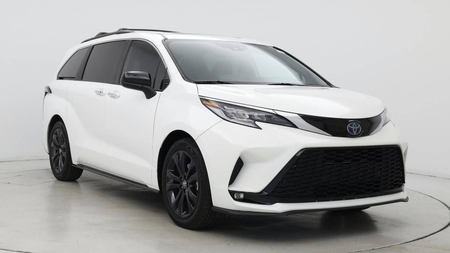 TOYOTA SIENNA 2022 5TDDRKEC8NS114015 image