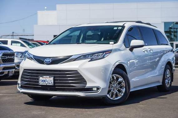 TOYOTA SIENNA 2022 5TDYRKEC6NS126438 image TOYOTA SIENNA 2022 5TDYRKEC6NS126438 image