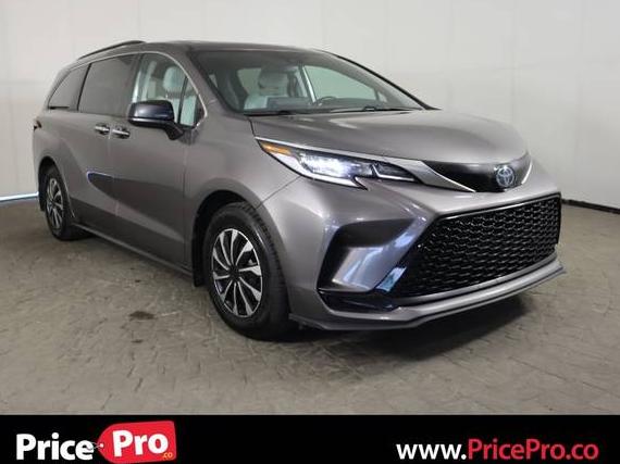 TOYOTA SIENNA 2022 5TDGRKECXNS099725 image