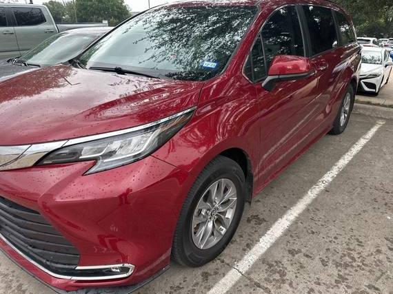 TOYOTA SIENNA 2022 5TDYRKEC4NS091768 image