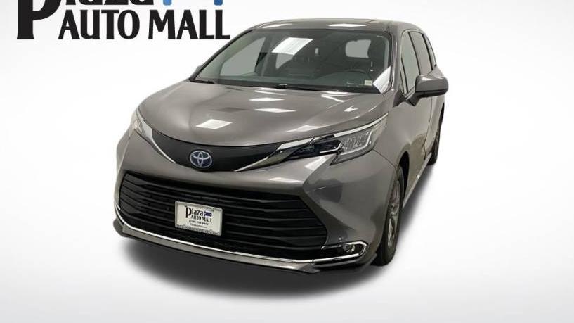 TOYOTA SIENNA 2022 5TDYRKEC5NS130156 image