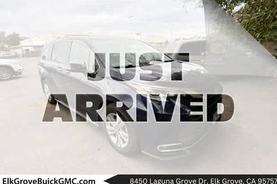 TOYOTA SIENNA 2022 5TDESKFC1NS052920 image