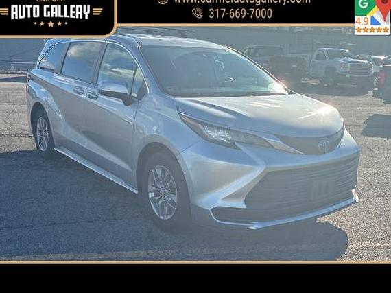 TOYOTA SIENNA 2022 5TDKRKEC9NS101457 image