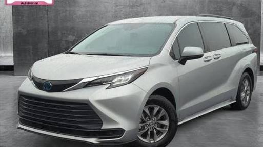 TOYOTA SIENNA 2022 5TDKRKEC8NS082707 image