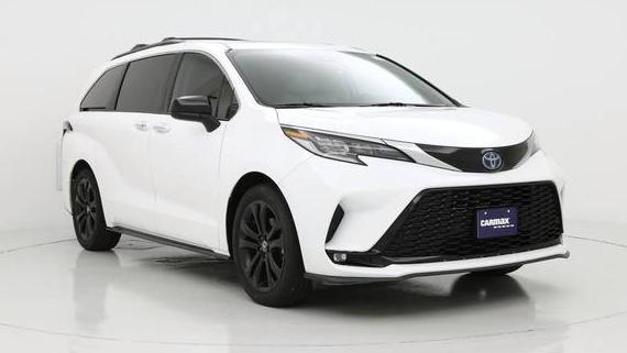 TOYOTA SIENNA 2022 5TDDRKEC7NS108738 image