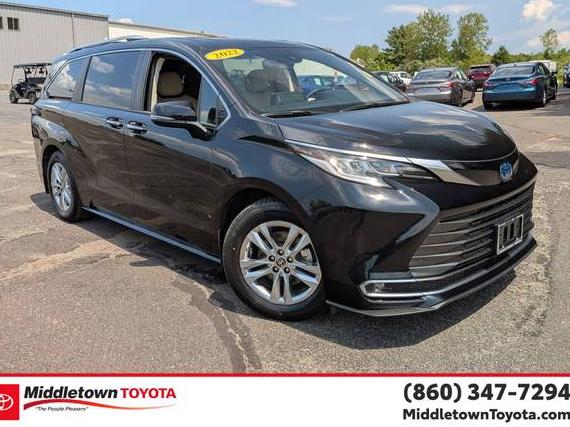 TOYOTA SIENNA 2022 5TDZSKFCXNS071452 image