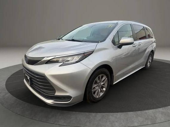 TOYOTA SIENNA 2022 5TDKRKEC6NS090434 image TOYOTA SIENNA 2022 5TDKRKEC6NS090434 image