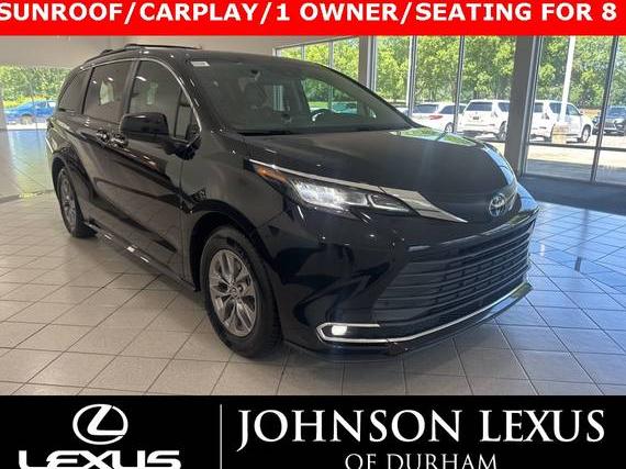 TOYOTA SIENNA 2022 5TDYRKEC3NS105921 image