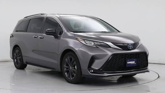 TOYOTA SIENNA 2022 5TDDRKEC5NS086819 image