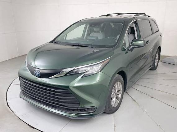 TOYOTA SIENNA 2022 5TDKRKECXNS094602 image