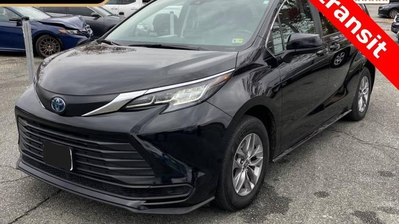 TOYOTA SIENNA 2022 5TDKRKEC3NS125088 image