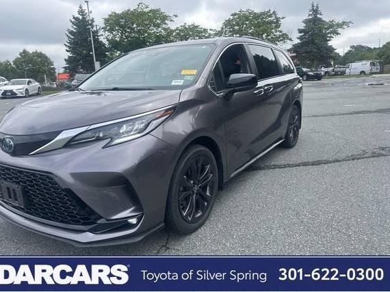 TOYOTA SIENNA 2022 5TDDRKEC5NS093463 image
