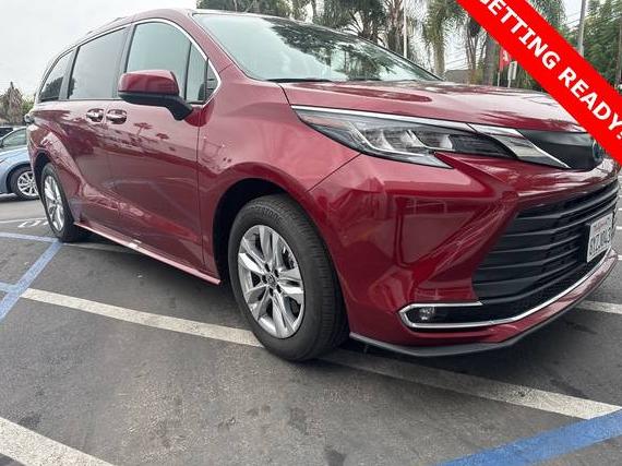 TOYOTA SIENNA 2022 5TDJRKEC9NS085787 image TOYOTA SIENNA 2022 5TDJRKEC9NS085787 image