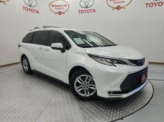 TOYOTA SIENNA 2022 5TDZRKECXNS109193 image