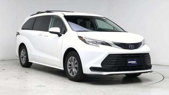 TOYOTA SIENNA 2022 5TDKRKEC6NS118989 image TOYOTA SIENNA 2022 5TDKRKEC6NS118989 image