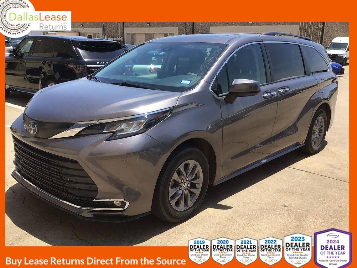 TOYOTA SIENNA 2022 5TDYRKEC7NS095877 image