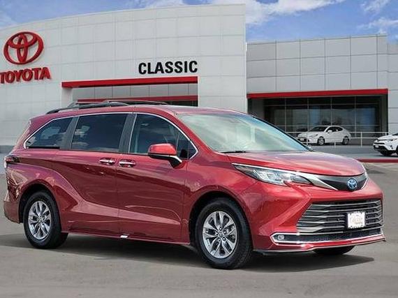 TOYOTA SIENNA 2022 5TDYRKEC8NS130667 image TOYOTA SIENNA 2022 5TDYRKEC8NS130667 image