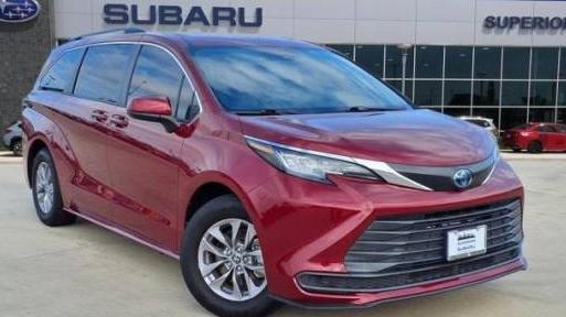 TOYOTA SIENNA 2022 5TDKRKEC8NS091780 image