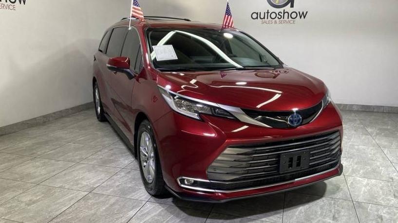 TOYOTA SIENNA 2022 5TDZRKEC2NS105994 image