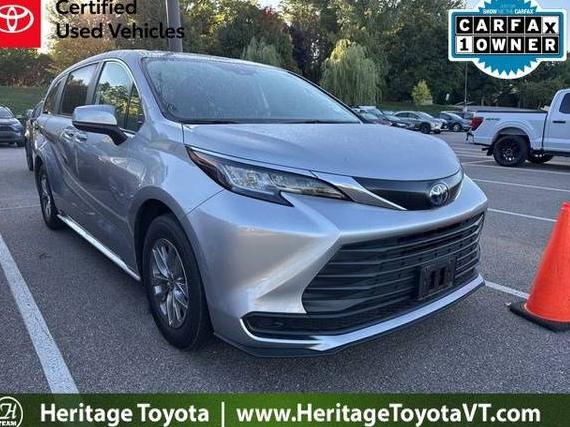 TOYOTA SIENNA 2022 5TDKSKFC1NS069008 image TOYOTA SIENNA 2022 5TDKSKFC1NS069008 image