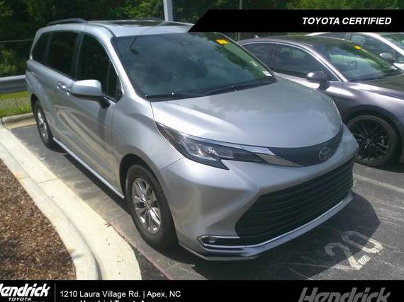 TOYOTA SIENNA 2022 5TDYRKEC1NS098287 image
