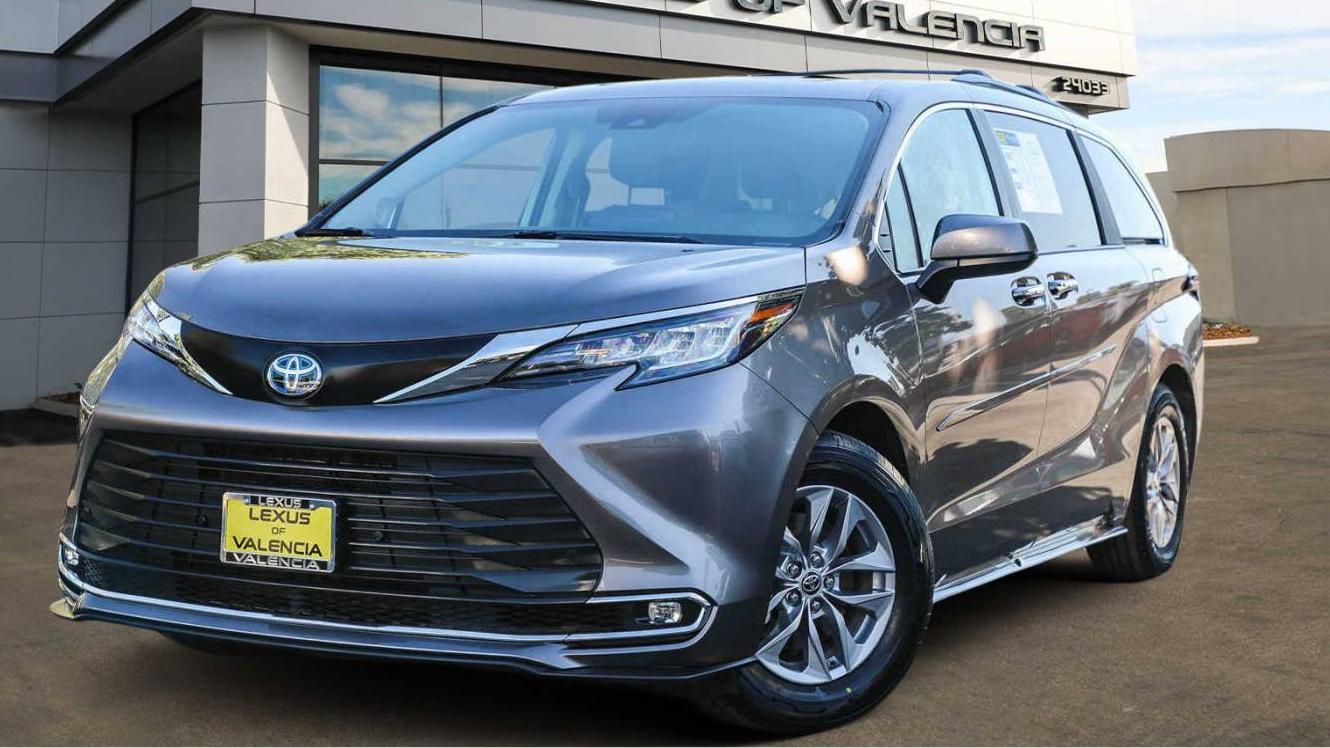 TOYOTA SIENNA 2022 5TDJSKFC0NS050039 image