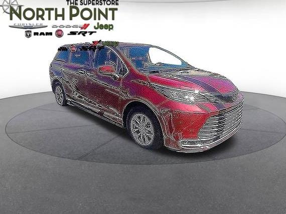 TOYOTA SIENNA 2022 5TDYRKECXNS086641 image