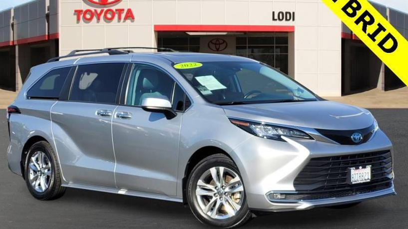 TOYOTA SIENNA 2022 5TDJRKEC1NS090028 image