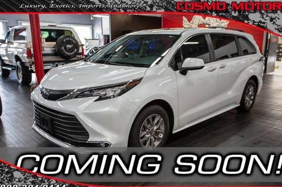 TOYOTA SIENNA 2022 5TDJSKFC1NS057274 image