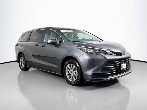 TOYOTA SIENNA 2025 5TDKRKEC7SS235170 image TOYOTA SIENNA 2025 5TDKRKEC7SS235170 image
