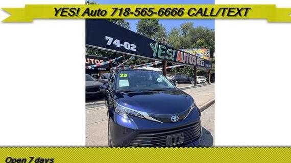 TOYOTA SIENNA 2025 5TDBSKFC8SS182496 image