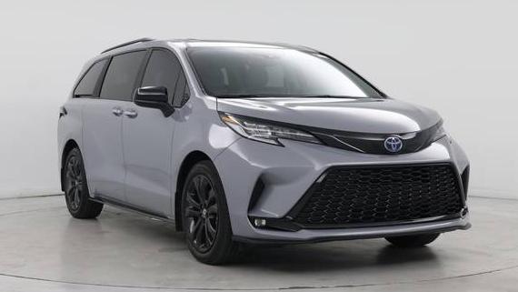TOYOTA SIENNA 2025 5TDXRKEC5SS241717 image