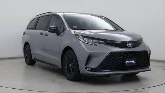 TOYOTA SIENNA 2025 5TDCSKFC4SS158944 image