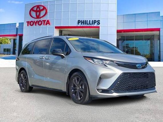 TOYOTA SIENNA 2025 5TDXRKEC1SS226745 image